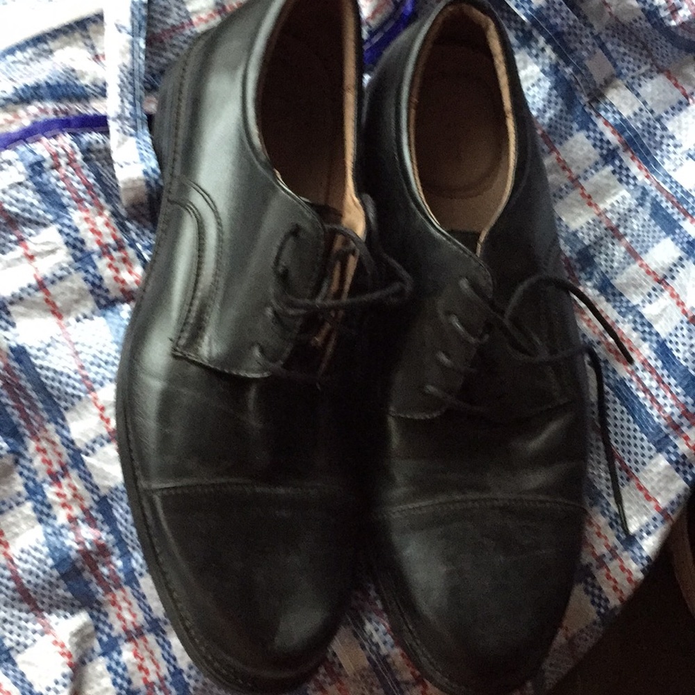Black dress shoes, make offer